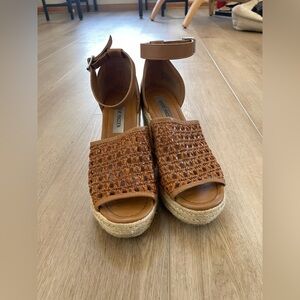 Steve Madden Brown Woven Wedges